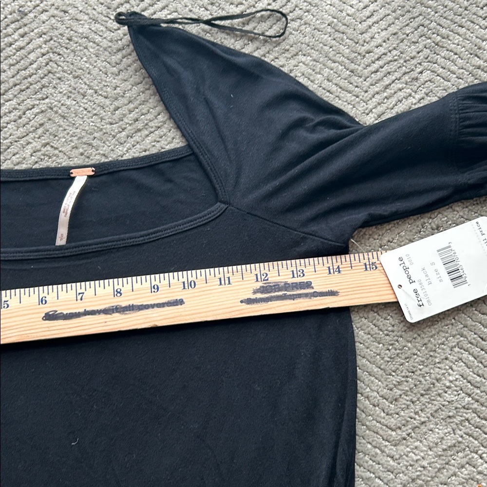 Free People Black Long Sleeve Top Babetown Black Bell Sleeve Size Small - Picture 8 of 10